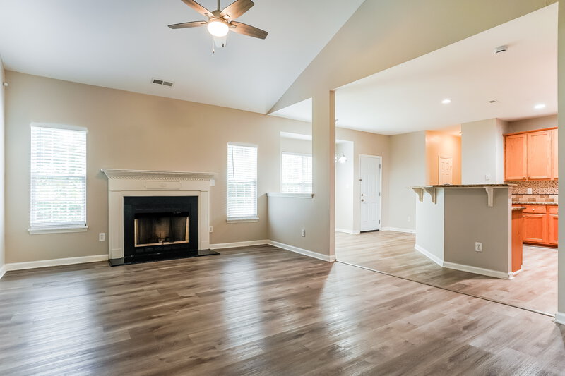 2,160/Mo, 9621 White Carriage Dr Wake Forest, NC 27587 Living Room View