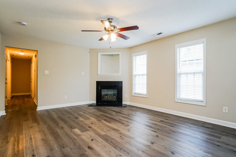 1,730/Mo, 5640 Tealbrook Dr Raleigh, NC 27610 Living Room View 3