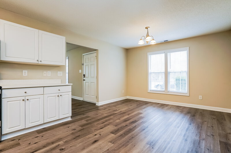 1,730/Mo, 5640 Tealbrook Dr Raleigh, NC 27610 Dining Room View