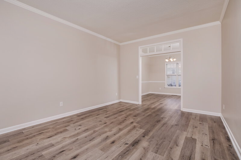 2,335/Mo, 5820 Waterford Landing Ct Raleigh, NC 27610 Living Room View