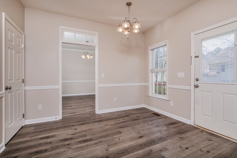 2,335/Mo, 5820 Waterford Landing Ct Raleigh, NC 27610 Dining Room View 2