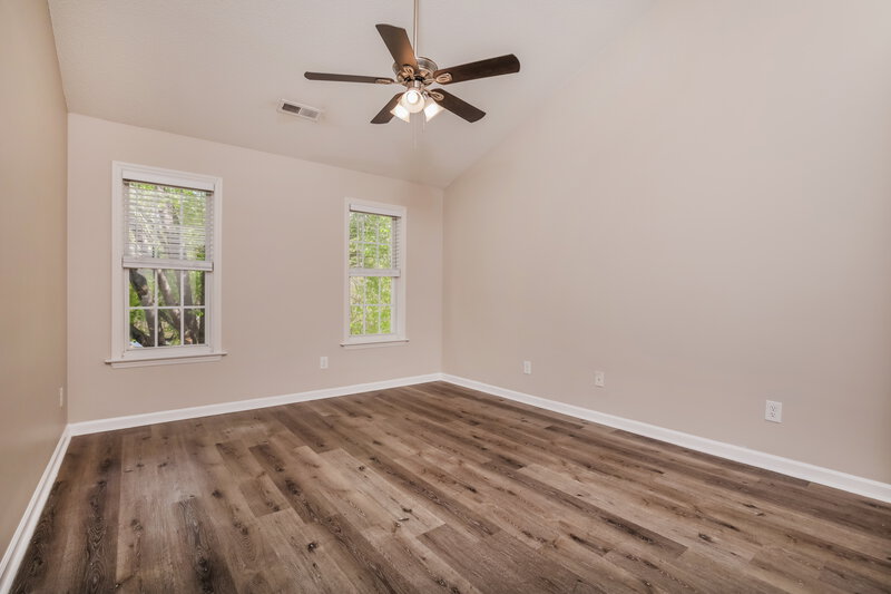 2,335/Mo, 5820 Waterford Landing Ct Raleigh, NC 27610 Main Bedroom View