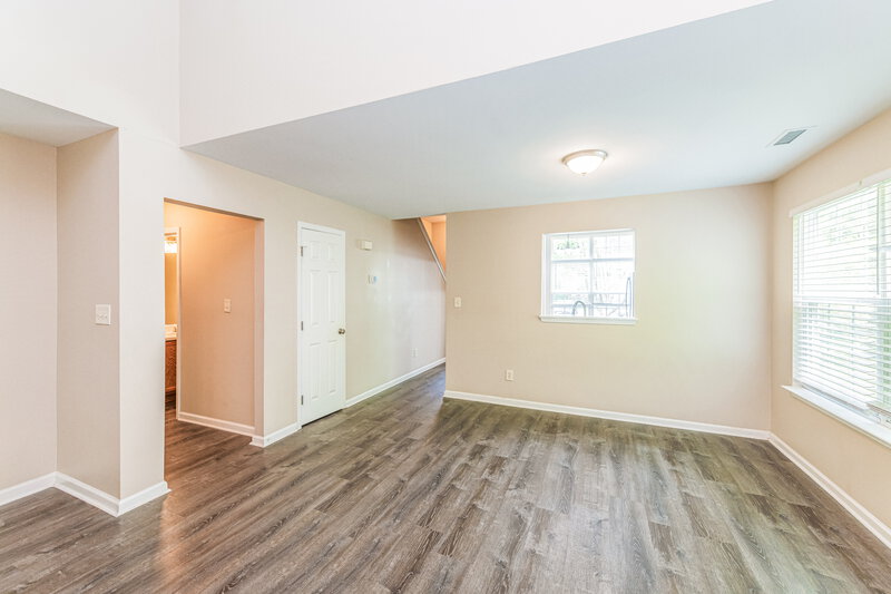 1,935/Mo, 3952 Tyler Bluff Ln Raleigh, NC 27616 Dining Room View