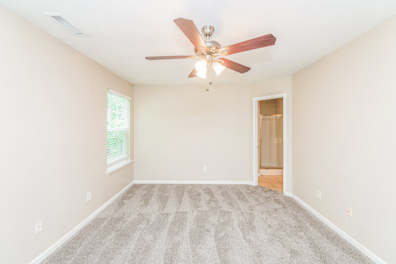 1,935/Mo, 3952 Tyler Bluff Ln Raleigh, NC 27616 Main Bedroom View 2