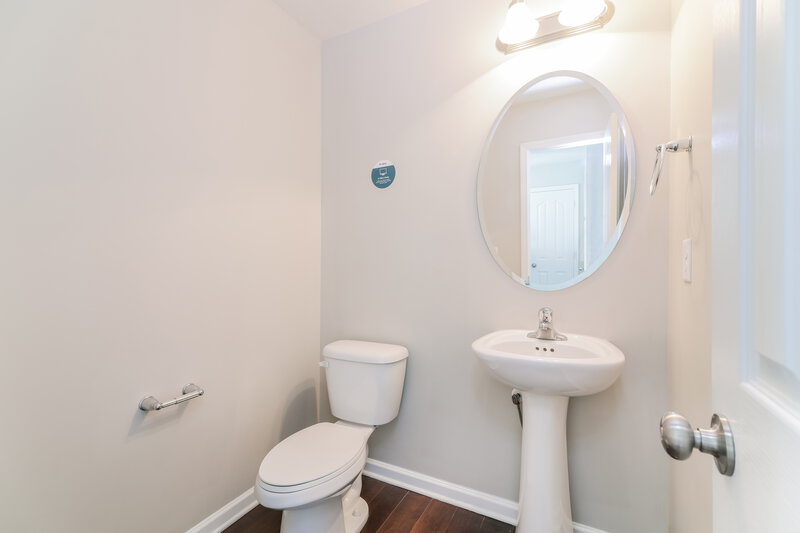 1,870/Mo, 5012 Watsonia Dr Zebulon, NC 27597 Bathroom View 2