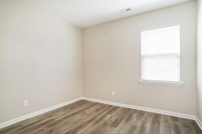 1,875/Mo, 1029 Avondale Dr Clayton, NC 27520 Bedroom View 3