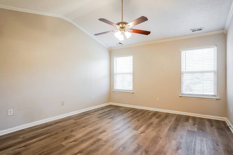 1,700/Mo, 4409 Cobble Creek Ln Raleigh, NC 27616 Main Bedroom View