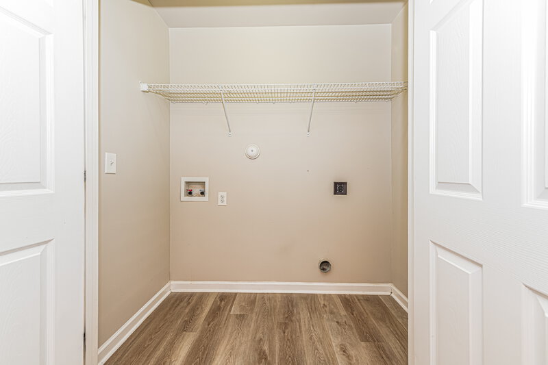 2,060/Mo, 1549 Pebble Ridge Dr Raleigh, NC 27610 Laundry Room View