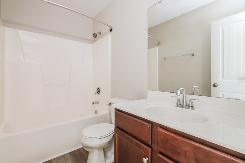 1,965/Mo, 42 Imperial Dr Clayton, NC 27527 Bathroom View