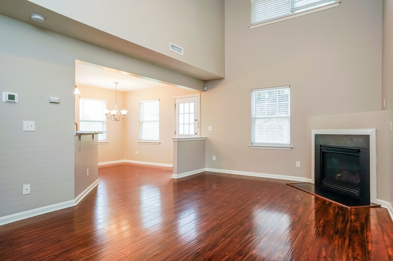 1,920/Mo, 2835 Filbert St Raleigh, NC 27610 Living Room View 2