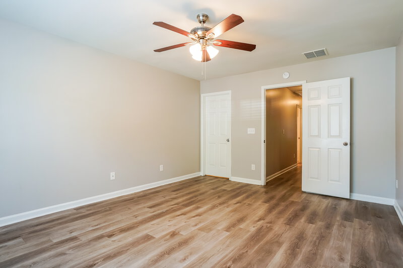 1,920/Mo, 2835 Filbert St Raleigh, NC 27610 Main Bedroom View 2