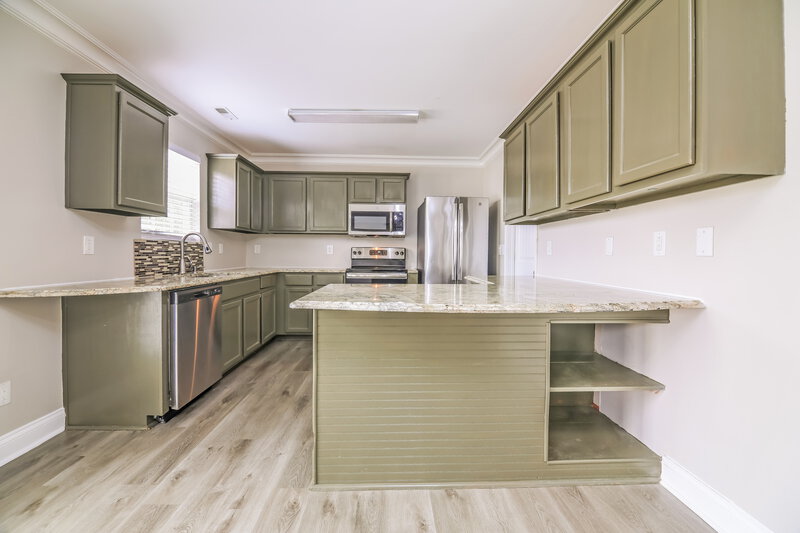 2,590/Mo, 1032 Breeze Ln Clayton, NC 27520 Kitchen View