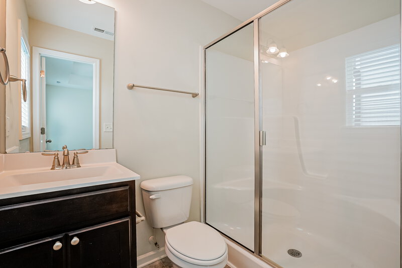 1,845/Mo, 113 Pumpkin Hill Ridge Clayton, NC 27520 Main Bathroom View