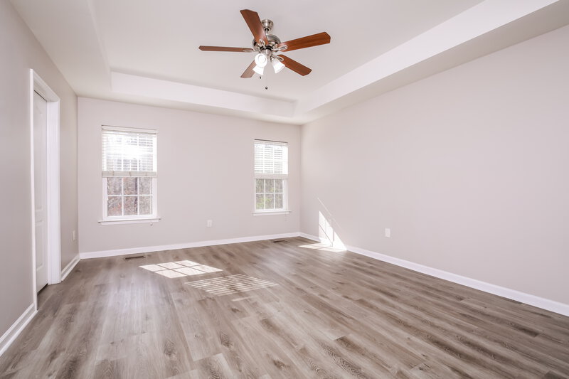 2,000/Mo, 1304 Cathedral Rock Ct Raleigh, NC 27610 Main Bedroom View 2