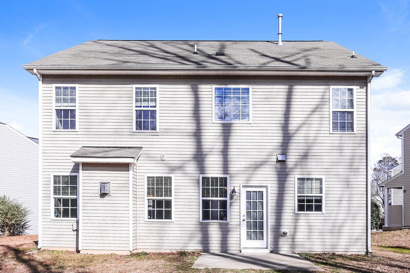 2,000/Mo, 1304 Cathedral Rock Ct Raleigh, NC 27610 Rear View