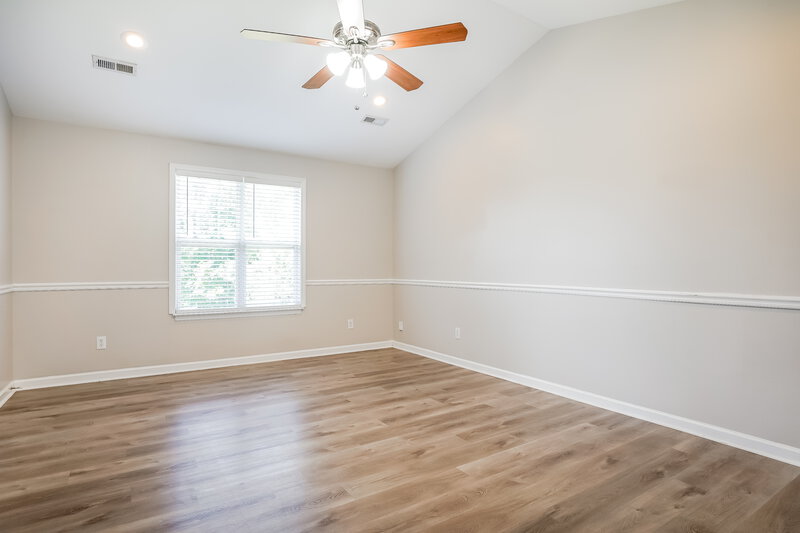 2,085/Mo, 2165 Southfort Dr Garner, NC 27529 Main Bedroom View 2