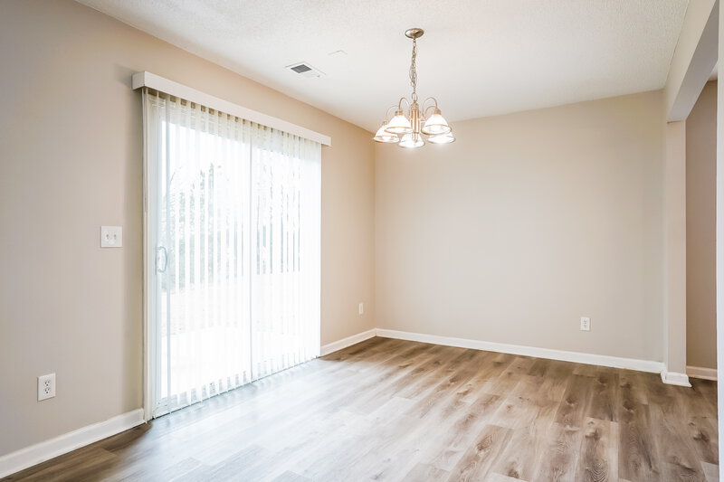 1,755/Mo, 5901 Roteny Ct Raleigh, NC 27610 Dining Room View