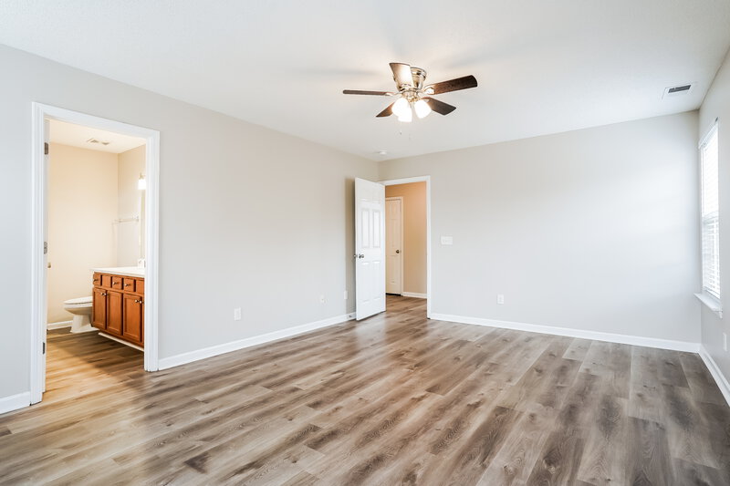 1,755/Mo, 5901 Roteny Ct Raleigh, NC 27610 Main Bedroom View