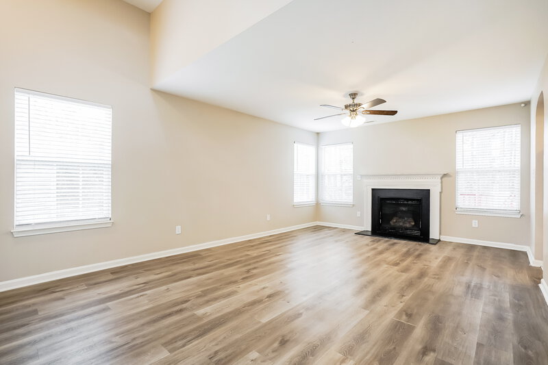 1,705/Mo, 230 Appsmill Pl Fuquay Varina, NC 27526 Living Room View 2
