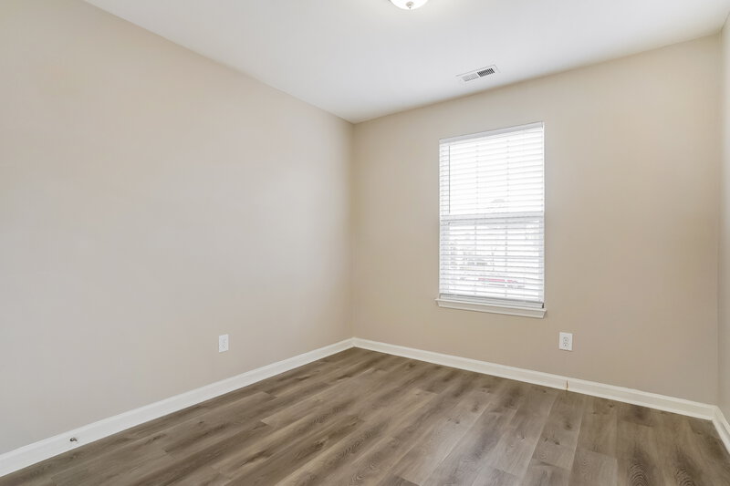 1,705/Mo, 230 Appsmill Pl Fuquay Varina, NC 27526 Bedroom View 2