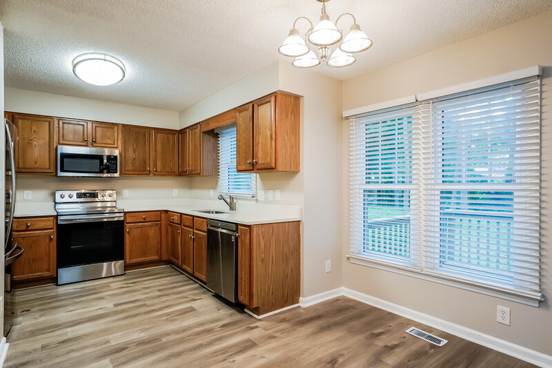 1,975/Mo, 5321 Pronghorn Ln Raleigh, NC 27610 Dining Room View