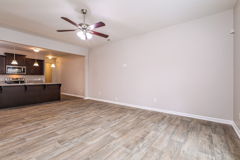 1,910/Mo, 559 Green Willow Circle Wendell, NC 27591 Living Room View 2