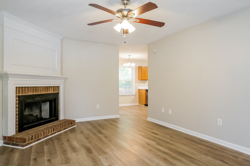 2,050/Mo, 113 River Hills Dr Clayton, NC 27527 Living Room View