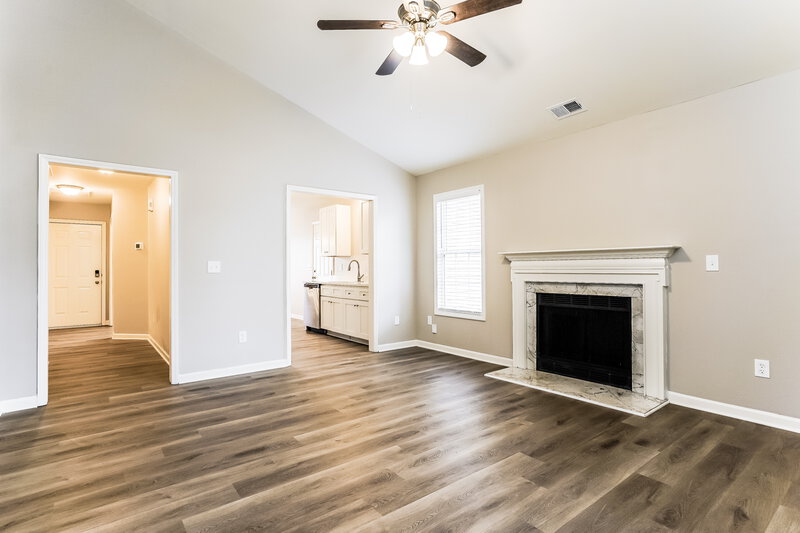 1,800/Mo, 4009 Scofield Drive Raleigh, NC 27610 Living Room View