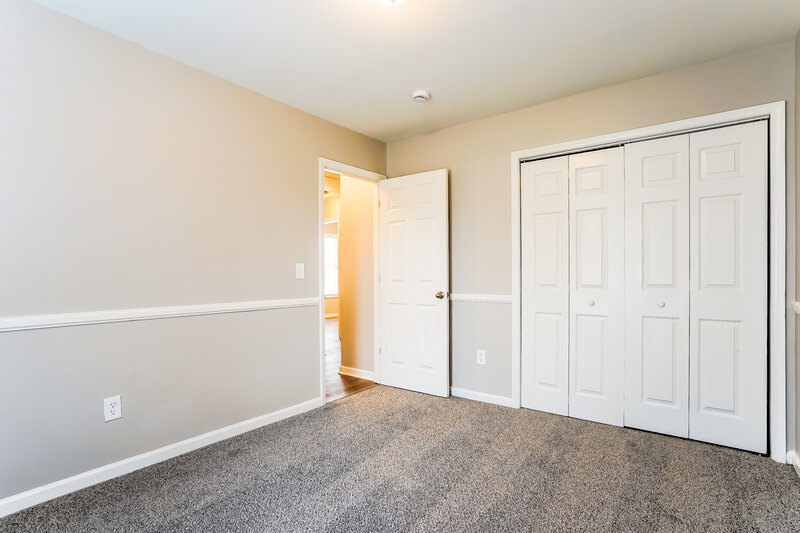 1,800/Mo, 4009 Scofield Drive Raleigh, NC 27610 Bedroom View 4