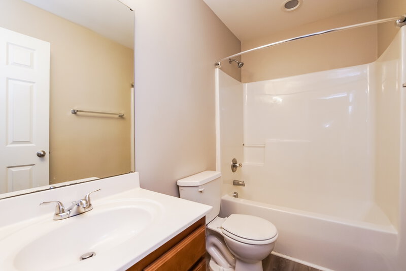 1,915/Mo, 3651 Marshlane Way Raleigh, NC 27610 Bathroom View