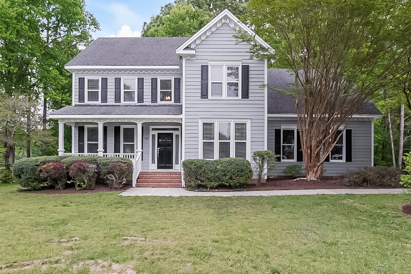 0/Mo, 900 Birkdale Dr Clayton, NC 27527 External View