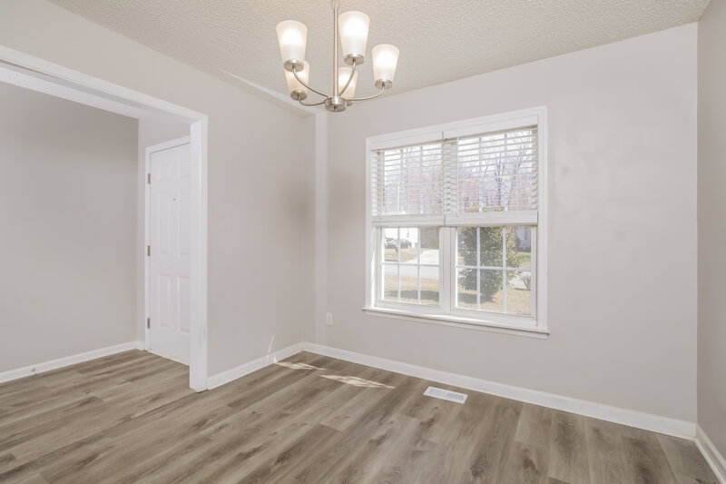 1,780/Mo, 1432 Smokey Mountain Dr Zebulon, NC 27597 Dining Room View