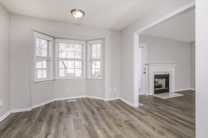 1,780/Mo, 1432 Smokey Mountain Dr Zebulon, NC 27597 Breakfast Nook View