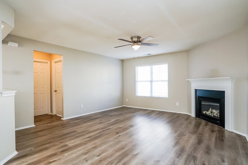 1,920/Mo, 3168 Varcroft Rd Knightdale, NC 27545 Living Room View