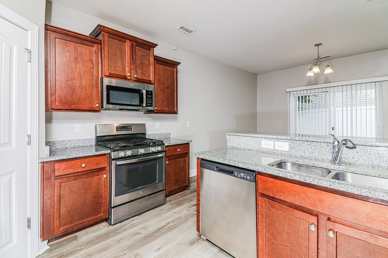 2,205/Mo, 3600 Sunbright Ln Raleigh, NC 27610 Kitchen View