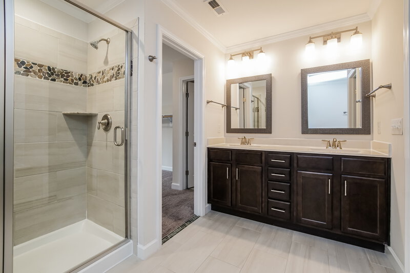 2,205/Mo, 39 Grand Manor Ct Clayton, NC 27527 Main Bathroom View