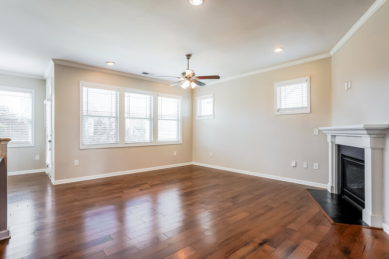 1,955/Mo, 149 Heathwood Dr Clayton, NC 27527 Living Room View