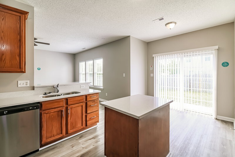 2,195/Mo, 5716 Enoree Ln Raleigh, NC 27616 Kitchen View 2