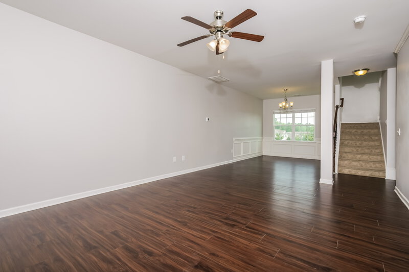 2,045/Mo, 46 W Painted Way Clayton, NC 27527 Living Room View
