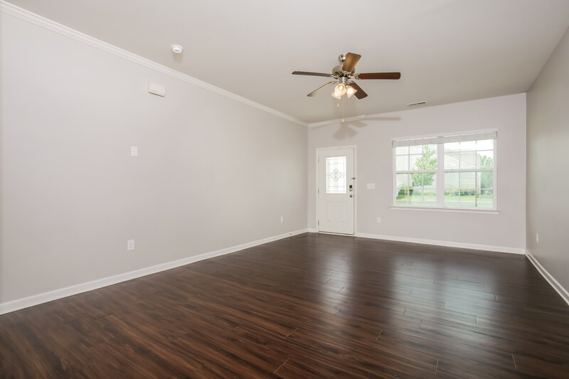 2,045/Mo, 46 W Painted Way Clayton, NC 27527 Living Room View 2