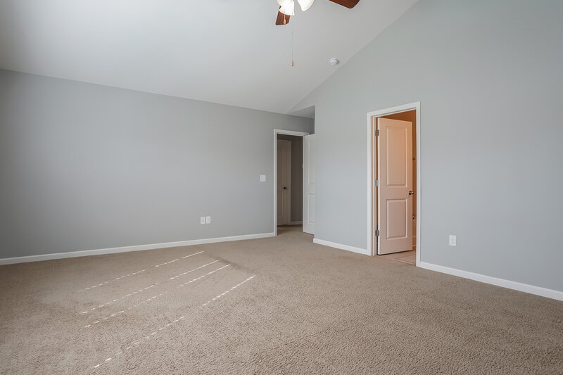2,770/Mo, 46 W Painted Way Clayton, NC 27527 Main Bedroom View 2