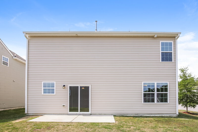 2,045/Mo, 46 W Painted Way Clayton, NC 27527 Rear View