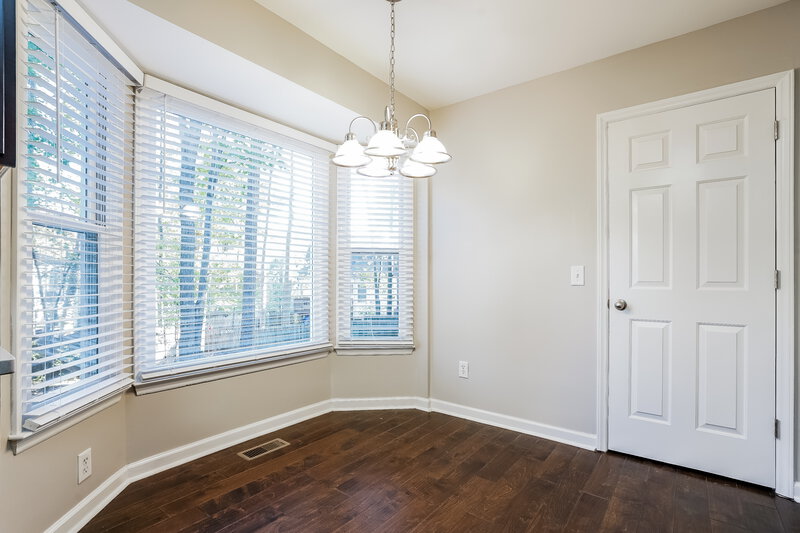 2,320/Mo, 2821 Clerkenwell Way Raleigh, NC 27603 Breakfast Nook View