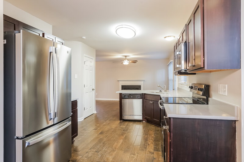 2,320/Mo, 2821 Clerkenwell Way Raleigh, NC 27603 Kitchen View