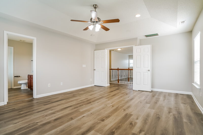 2,185/Mo, 6400 Island Ford Dr Raleigh, NC 27610 Loft View