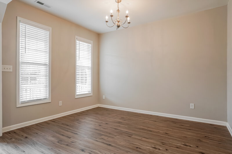 1,995/Mo, 8621 Boysenberry Ln Raleigh, NC 27616 Dining Room View