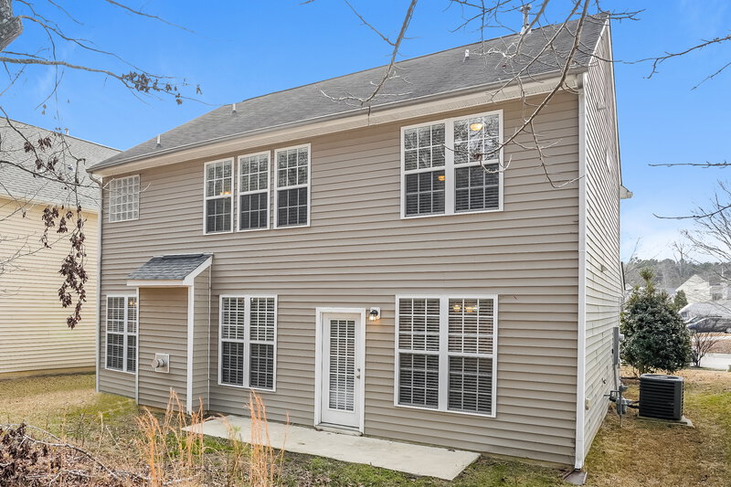 1,995/Mo, 8621 Boysenberry Ln Raleigh, NC 27616 Rear View