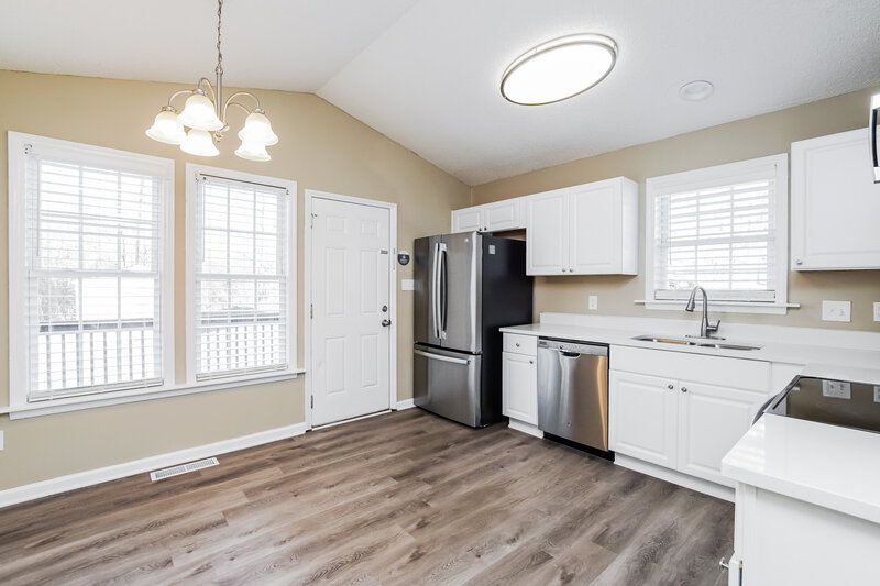 2,430/Mo, 2 W Boxley Dr Wendell, NC 27591 Dining Room View