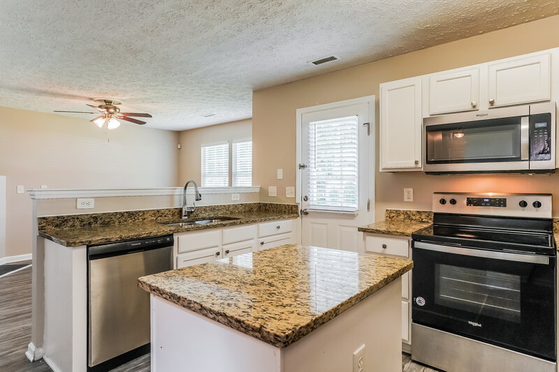 1,930/Mo, 514 Laurens Way Knightdale, NC 27545 Kitchen View 2