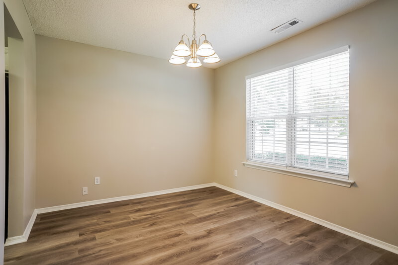 2,000/Mo, 6333 Saybrooke Dr Raleigh, NC 27604 Dining Room View